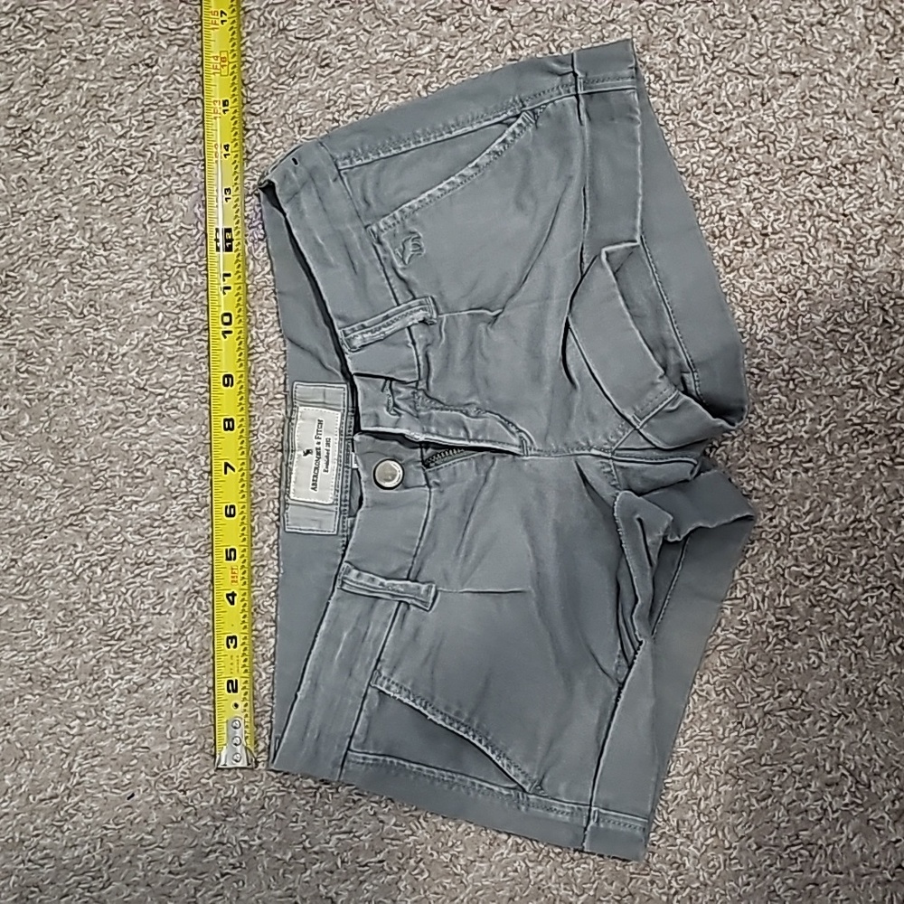 Abercrombie & Fitch Hip Hugger Grey Shorts